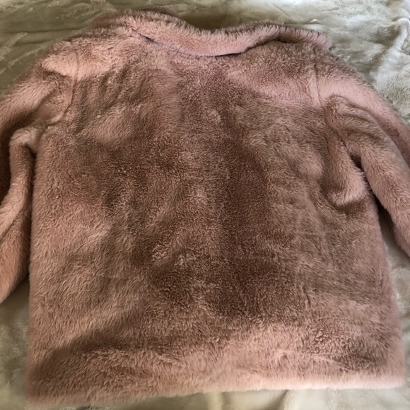 Faux Fur Pink Coat - Picture 4 of 5